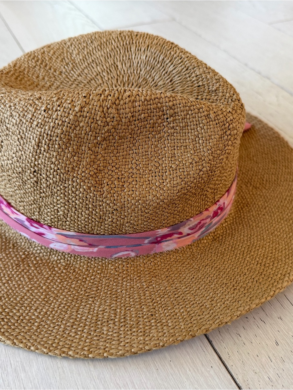 Ralph Lauren Straw Hat with Pink Floral Scarf Trim - Picture 2 of 7
